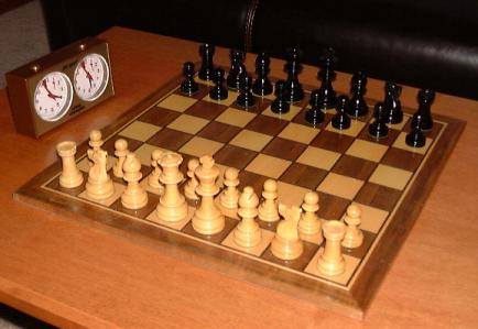 Конгресс США принял закон, согласно которому на восемь белых пешек на шахматной доске...